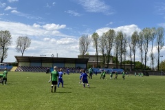 EFE66AF9-C070-4CE2-9F33-08704C0F37E6