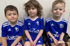 42BC93B7-DD0E-4CB5-8519-279EE0363C6B