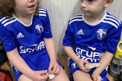 BC2B55E1-5169-4F7C-8810-414AFACCC556