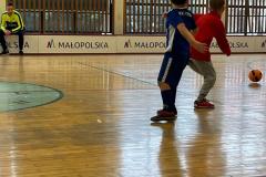 D95DBF52-BCCD-41D5-BA52-F93A2C0D4B64